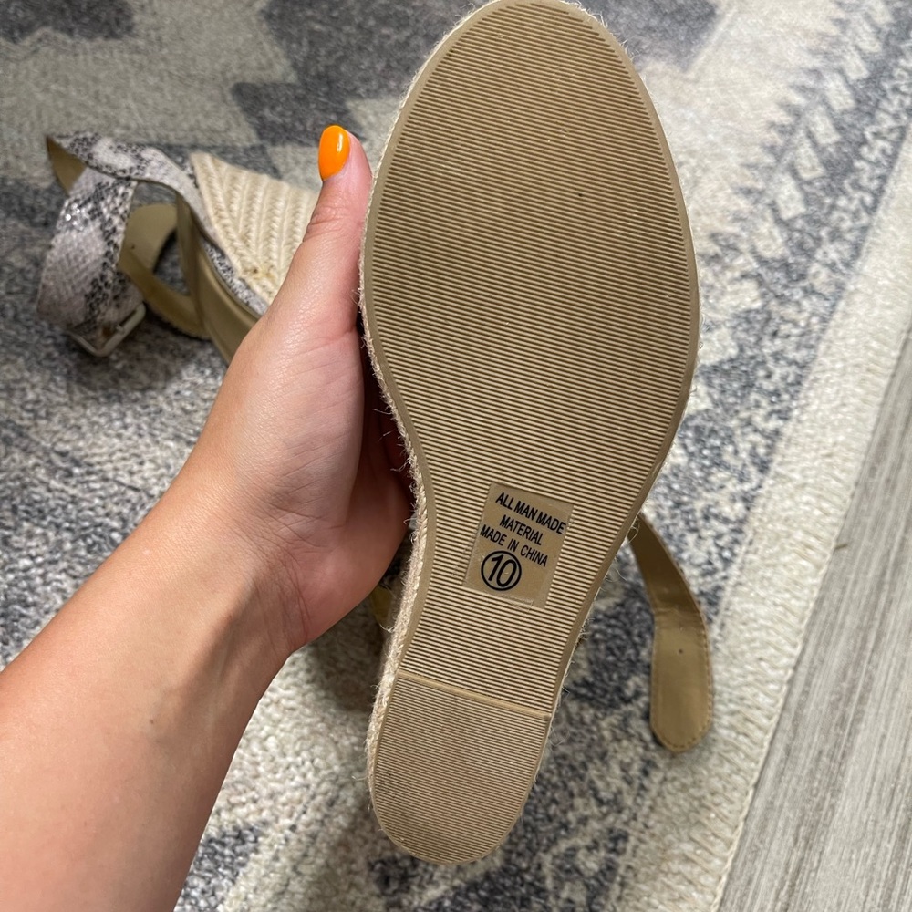 Wedges - Picture 3 of 3
